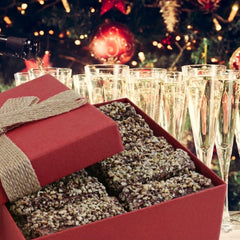 Gourmet Viennese Crunch Red Gift Box 16 OZ