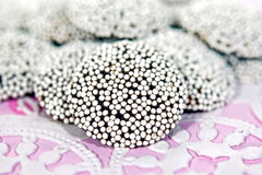 WHITE NON PAREILS